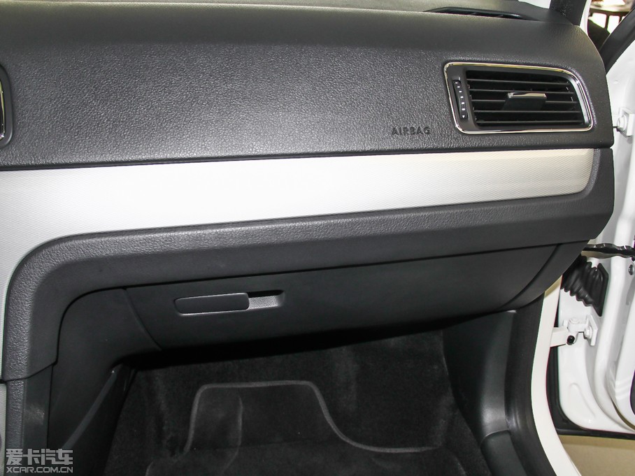 2014݃Ɏ 1.4TSI 30o(j)