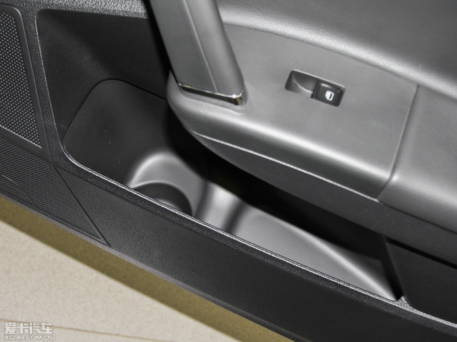 2014݃Ɏ 1.4TSI 30o(j)