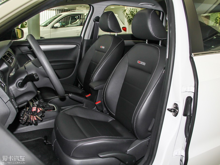 2014݃Ɏ 1.4TSI 30o(j)