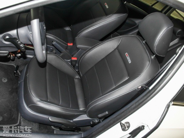 上海大眾2014款朗行