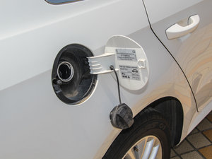 20141.6L Ԅ(dng)\(yn)(dng) (x)(ji)^