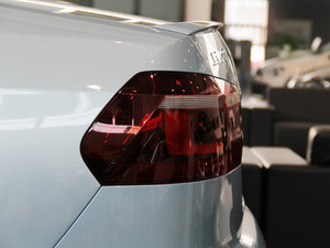 20141.4TSI DSG {(ln)(q) (x)(ji)^