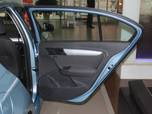 2014款1.4TSI DSG 蓝驱版 空间座椅