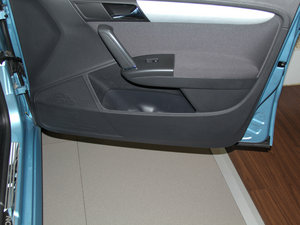 2014款1.4TSI DSG 蓝驱版 空间座椅