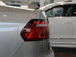 20141.4TSI DSG \Ӱ ^