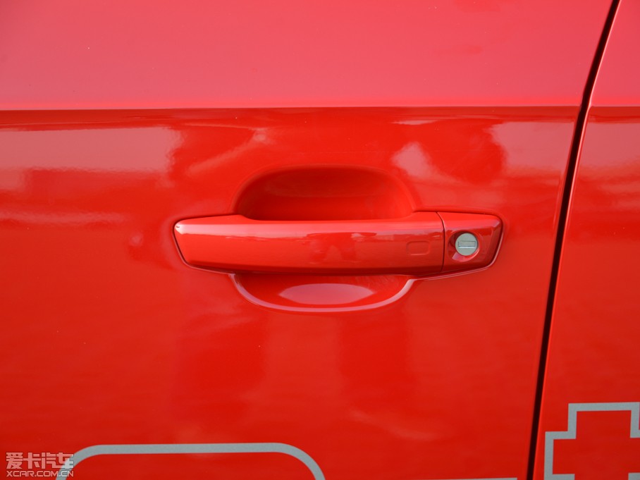 2015WA3 e-tron Sportback e-tron \Ӱ