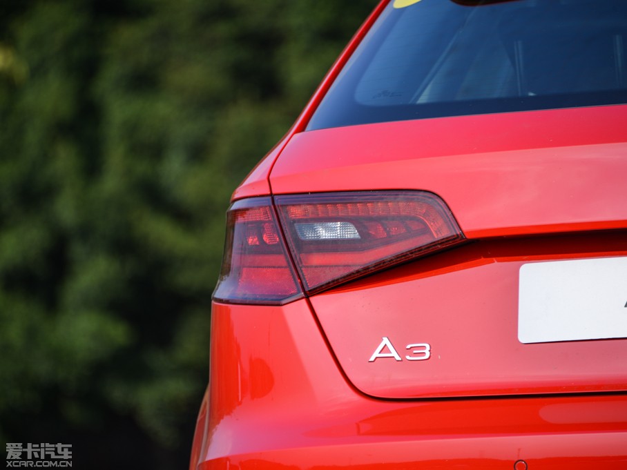 2015WA3 e-tron Sportback e-tron \(yn)Ӱ