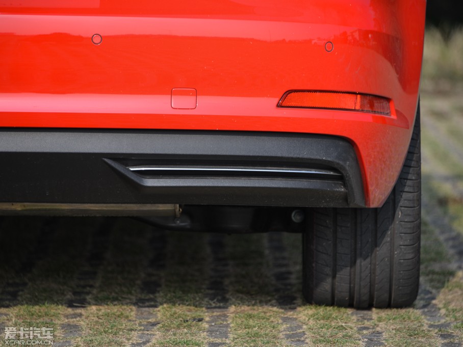 2015WA3 e-tron Sportback e-tron \Ӱ