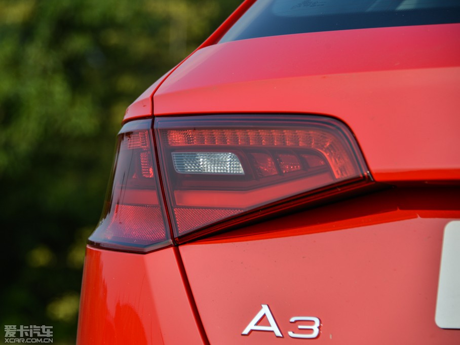 2015WA3 e-tron Sportback e-tron \(yn)Ӱ