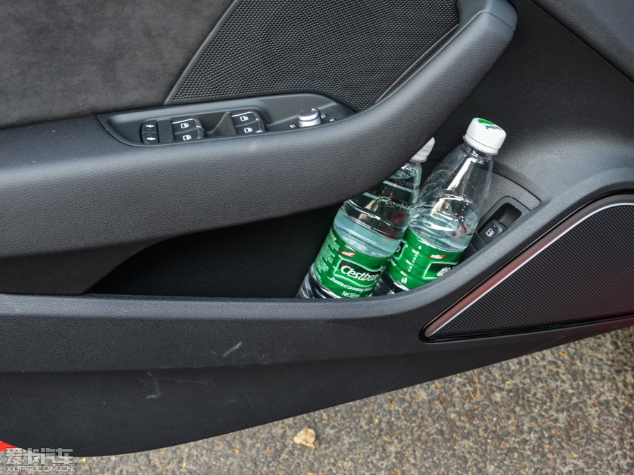 2015WA3 e-tron Sportback e-tron \Ӱ