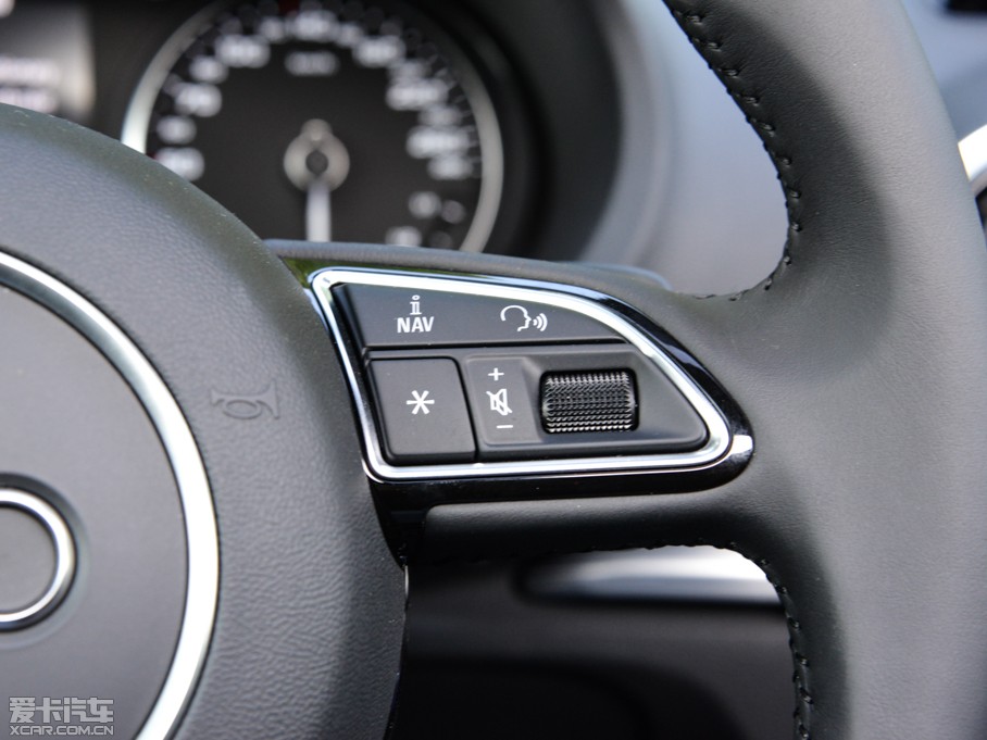 2015WA3 e-tron Sportback e-tron \Ӱ