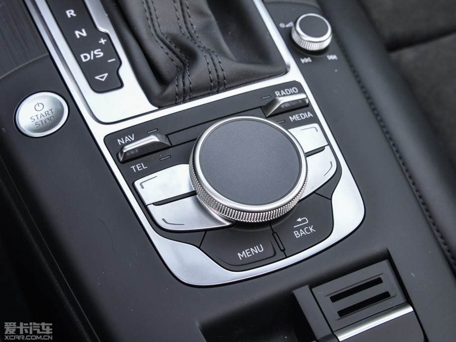 2015WA3 e-tron Sportback e-tron \Ӱ