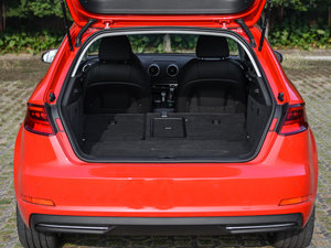 2015Sportback e-tron \Ӱ g