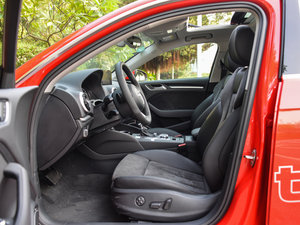 2015Sportback e-tron \Ӱ g