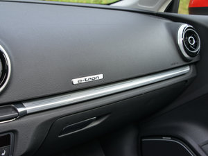 2015Sportback e-tron \Ӱ g