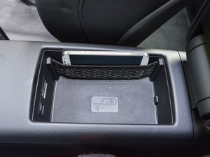 2015Sportback e-tron \Ӱ g