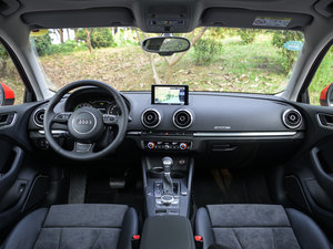 2015Sportback e-tron \(yn)(dng) п؅^(q)