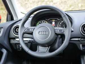 2015Sportback e-tron \(yn)(dng) п؅^(q)