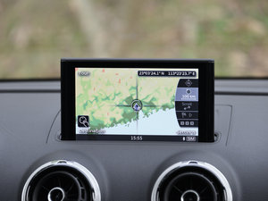 2015Sportback e-tron \(yn)(dng) п؅^(q)