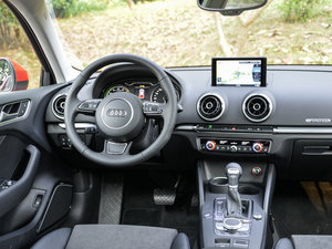 2015Sportback e-tron \(yn)(dng) п؅^(q)