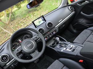 2015Sportback e-tron \(yn)(dng) п؅^(q)