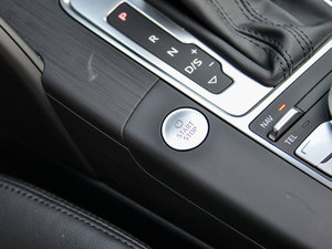 2015Sportback e-tron \Ӱ п؅^(q)