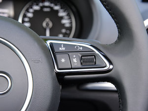 2015Sportback e-tron \Ӱ п؅^