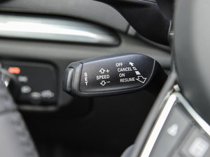 2015Sportback e-tron \Ӱ п؅^