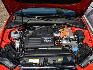 2015Sportback e-tron \Ӱ 