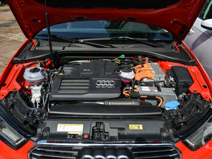 2015Sportback e-tron \Ӱ 