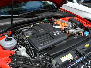 2015Sportback e-tron \Ӱ 