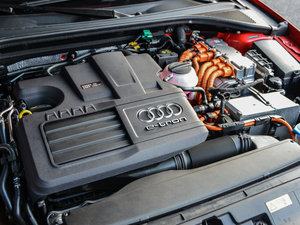 2015Sportback e-tron \Ӱ 