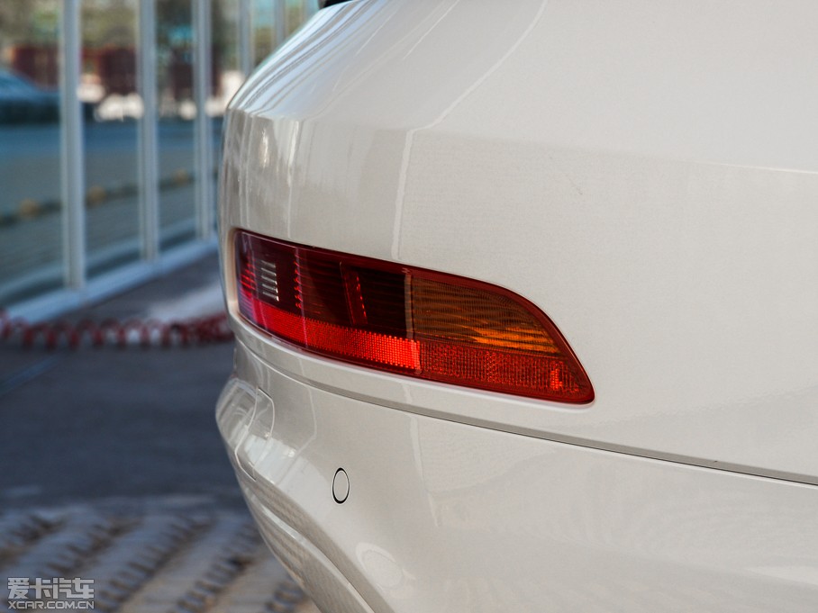 2015?yun)WQ3 30 TFSI m