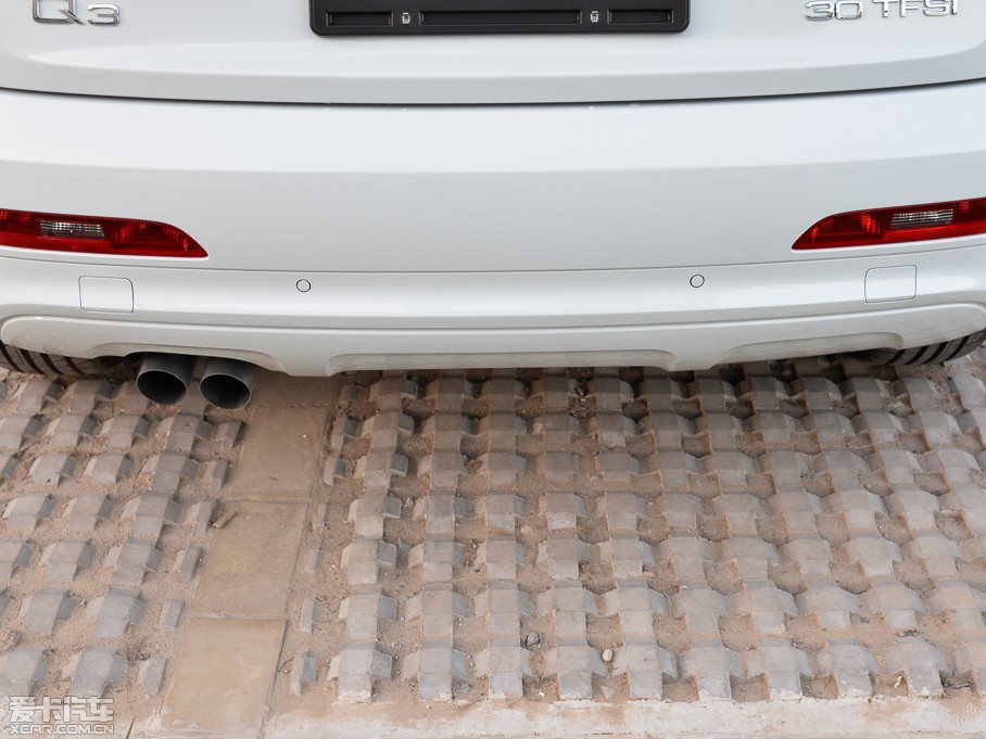 2015?yun)WQ3 30 TFSI m