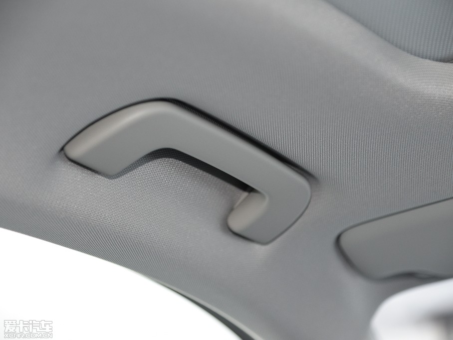 2015?yun)WQ3 30 TFSI m