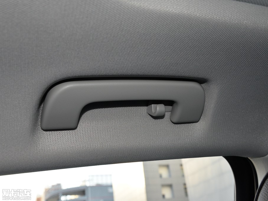 2015?yun)WQ3 30 TFSI m