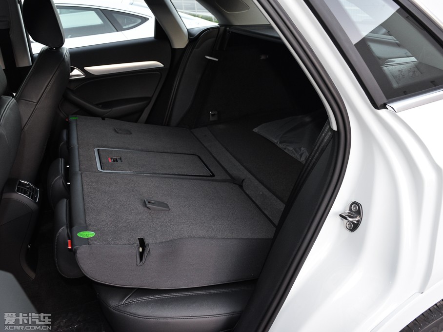 2015?yun)WQ3 30 TFSI m