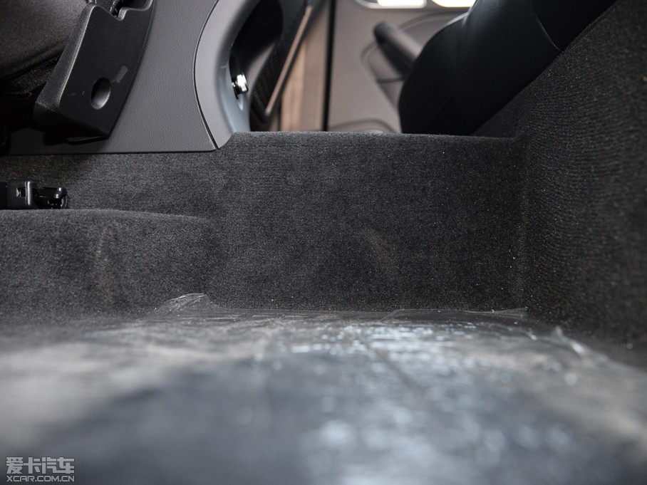 2015?yun)WQ3 30 TFSI m