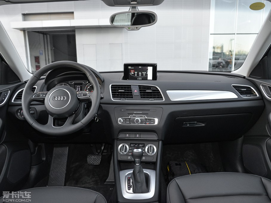 2015WQ3 30 TFSI m