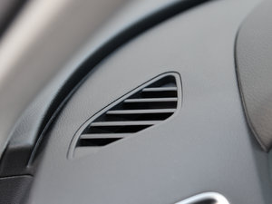 2015款30 TFSI 舒适型 中控区