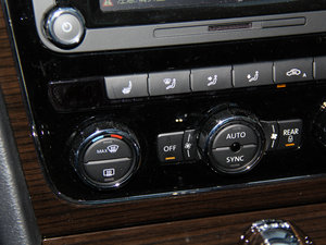 20142.0TSI DSG п؅^(q)