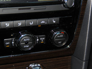 20142.0TSI DSG п؅^(q)