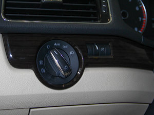 20141.8TSI DSG п؅^