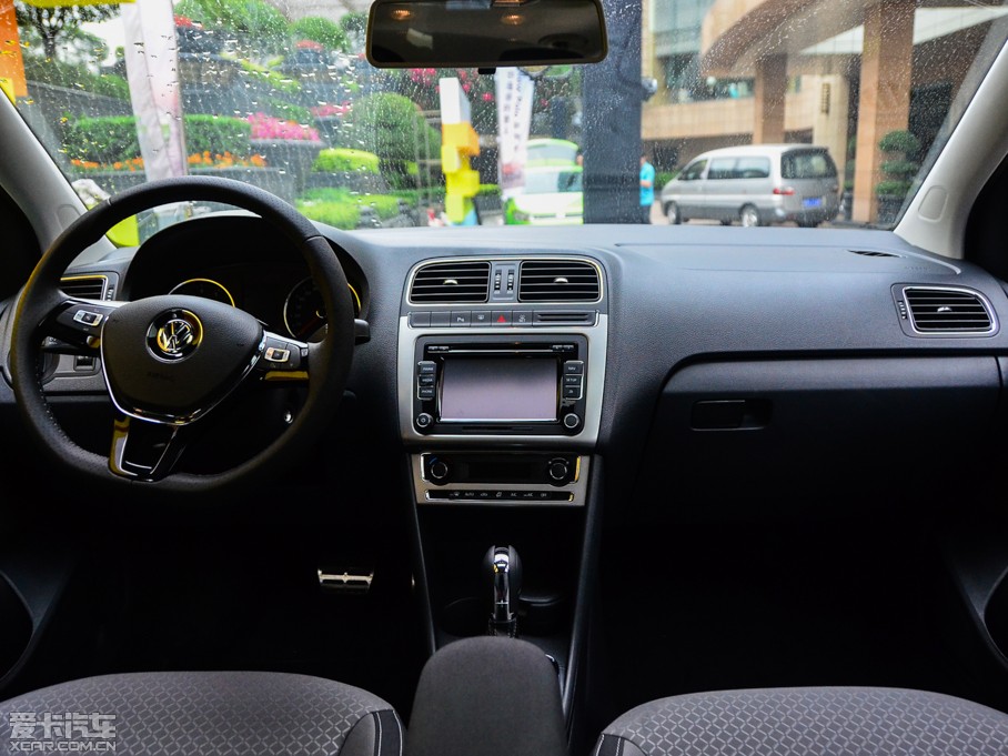 2014Cross Polo 1.6L ԄӰ