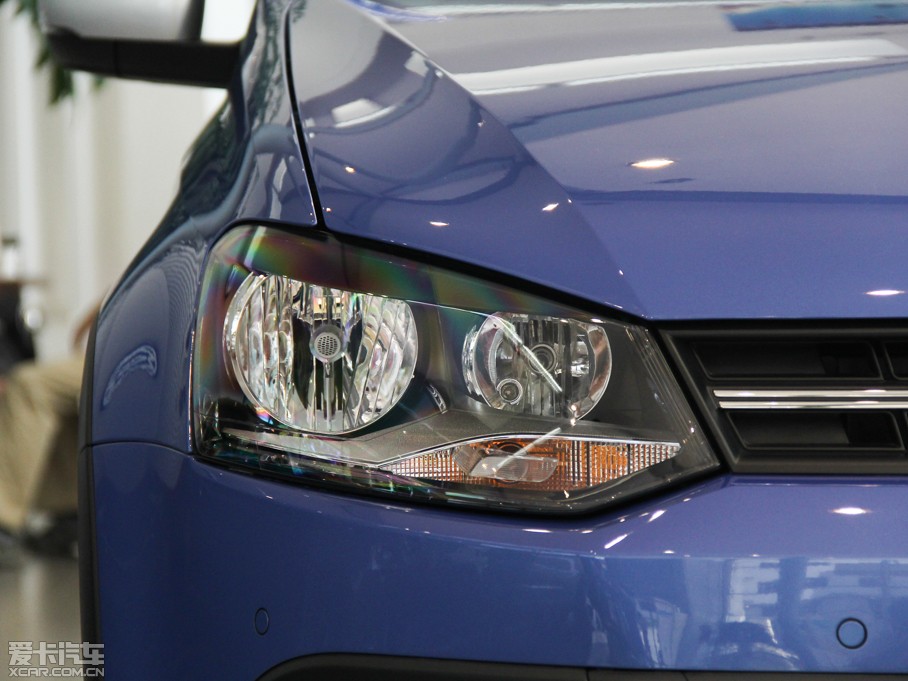 2014Cross Polo 1.6L քӰ