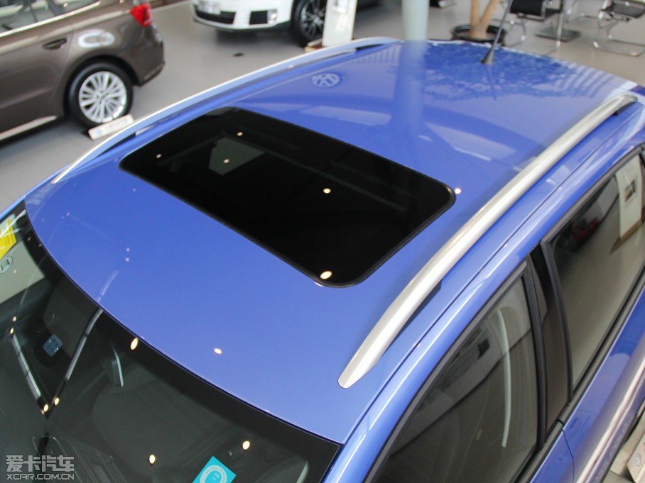 2014Cross Polo 1.6L քӰ