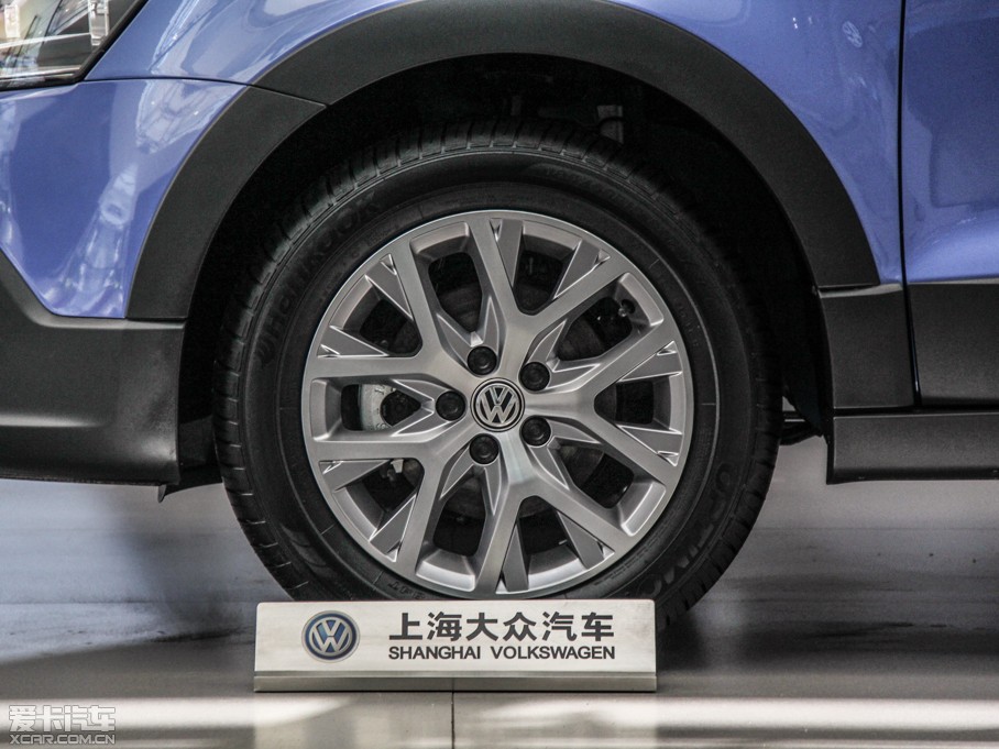 2014Cross Polo 1.6L քӰ