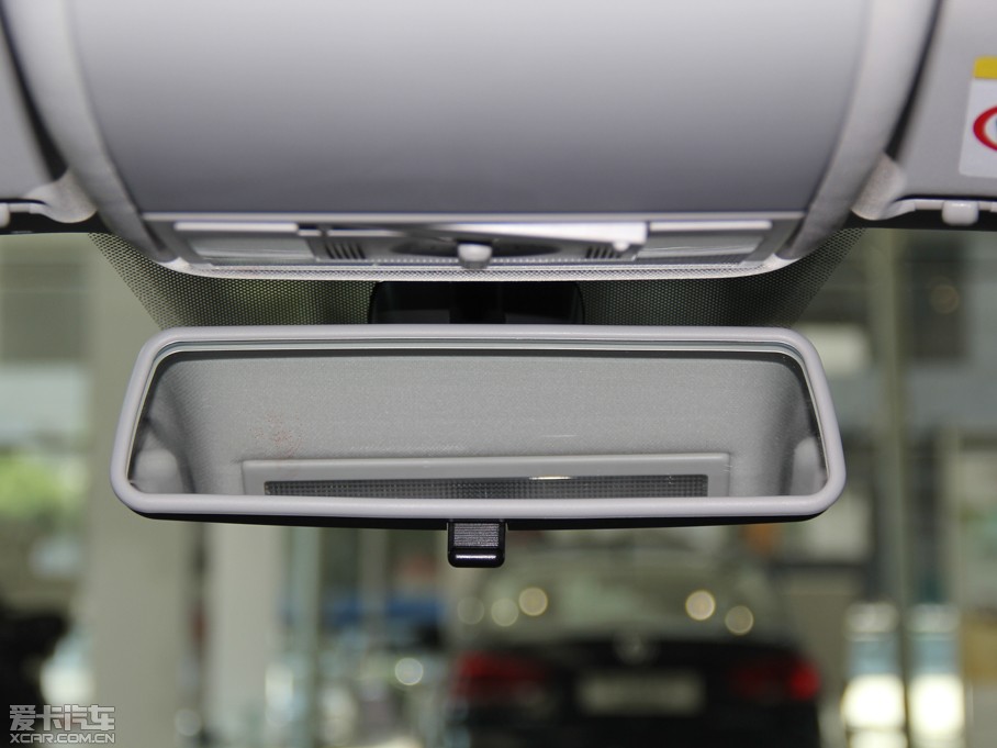 2014Cross Polo 1.6L քӰ