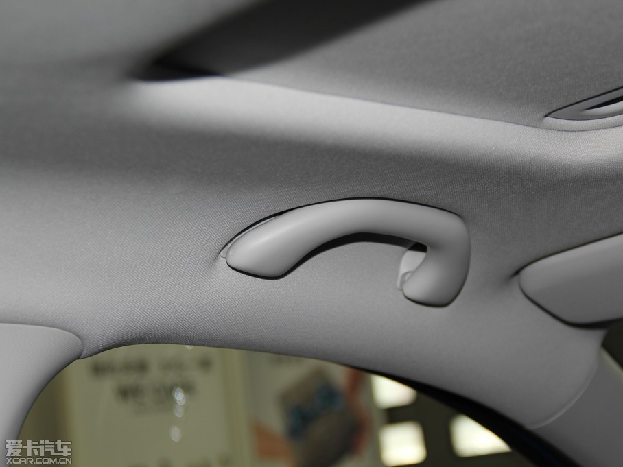 2014Cross Polo 1.6L քӰ