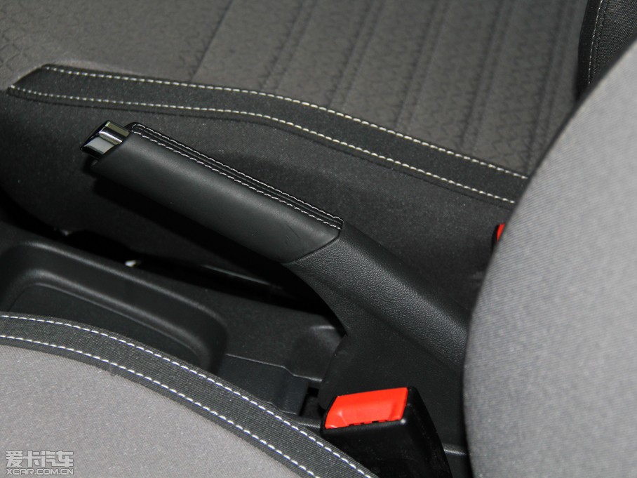 2014Cross Polo 1.6L ք(dng)